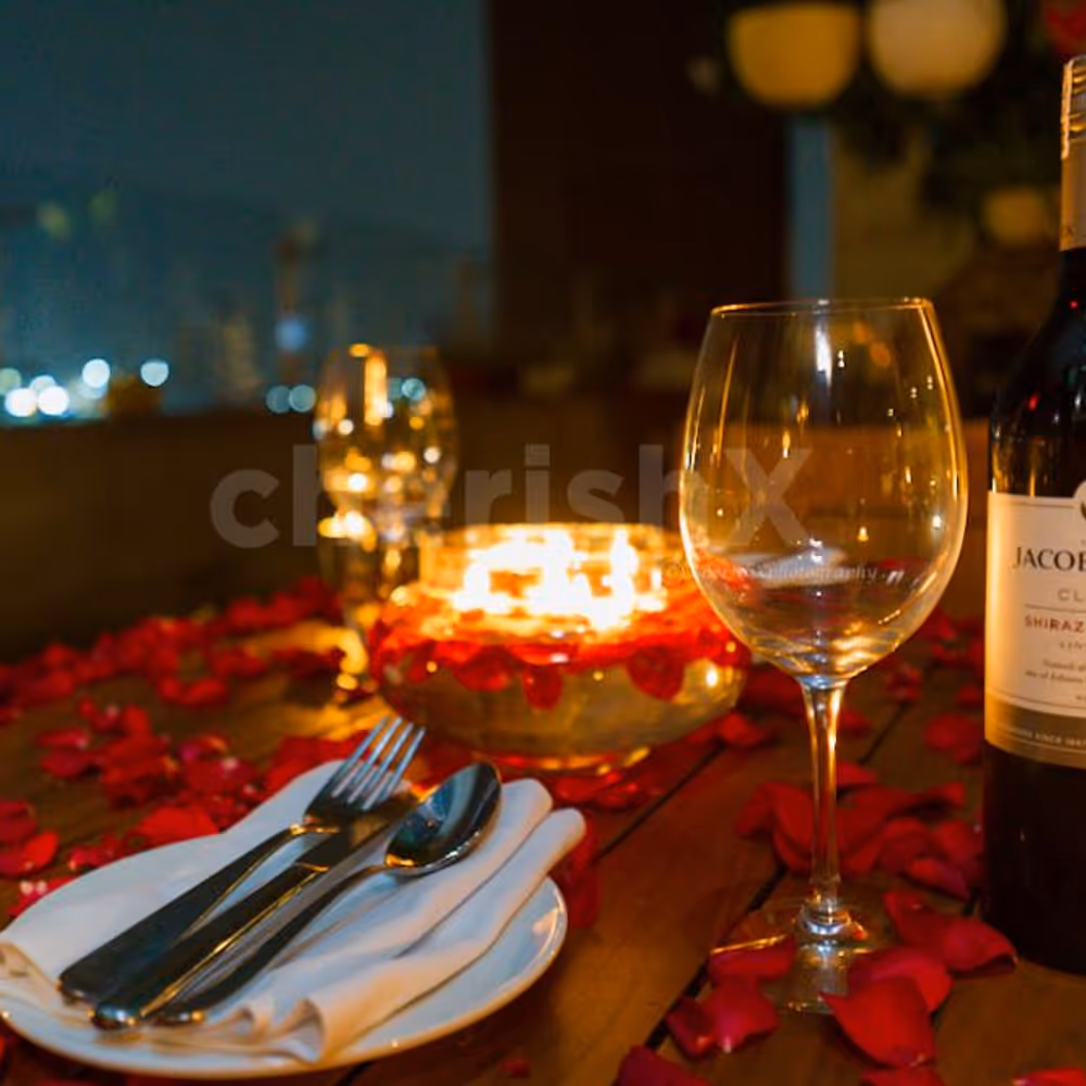An exceptional open-air dinner with wine and mouth-watering delicacies served as per your choice
