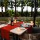 Relishing meals, exceptional décor, and thrilling ambience- all for a memorable indoor date experience