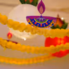 Add fresh flowers and gorgeous lanterns to your supreme festival celebrations