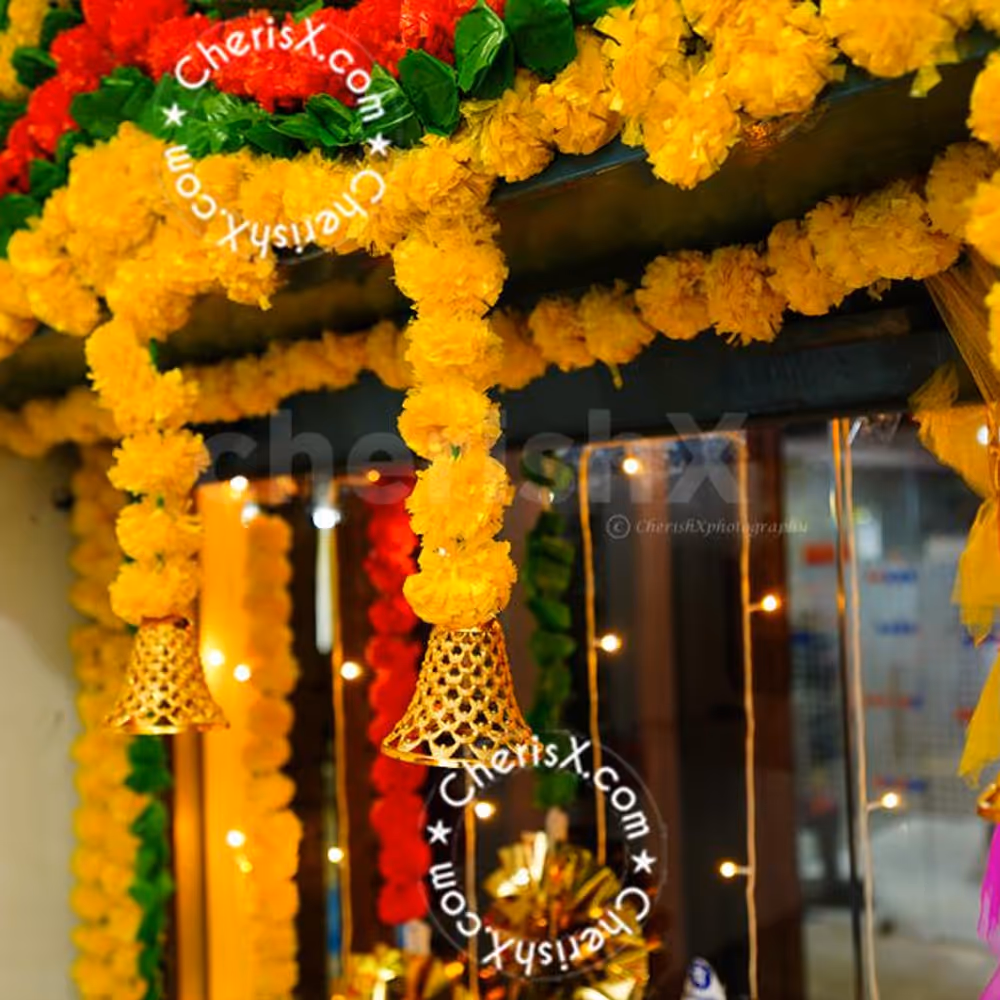 Fresh fragrant flowers are perfect for all festivities.