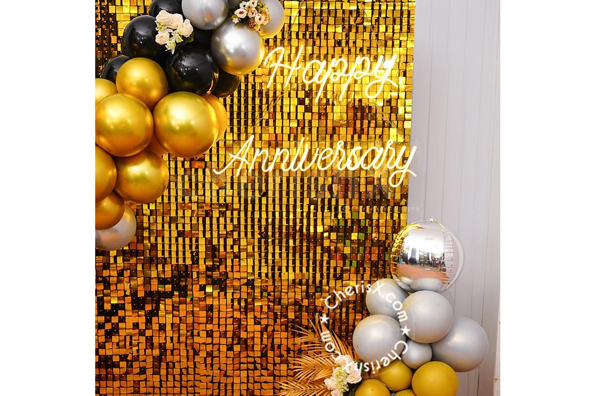 Shimmer and glam are all the rage!