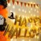 Orange and Black Theme Halloween Decor — photo 2