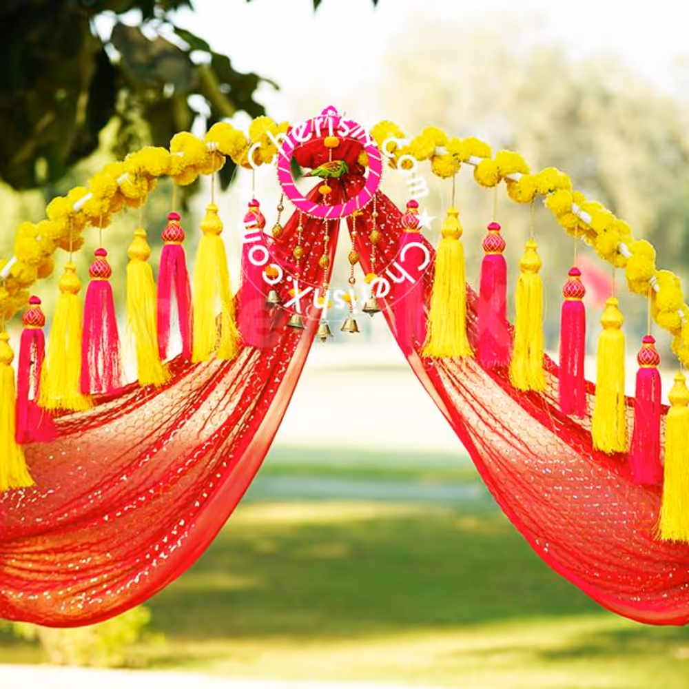 The décor with pink and yellow flamingo is the new theme you must not miss