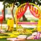The lamps added to the venue make the décor traditional yet fun