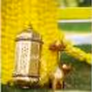 The yellow garlands make the pattern below glamorous