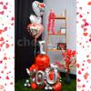 The heart-shaped balloon foils make an unforgettable impression
