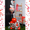 The heart-shaped balloon foils make an unforgettable impression