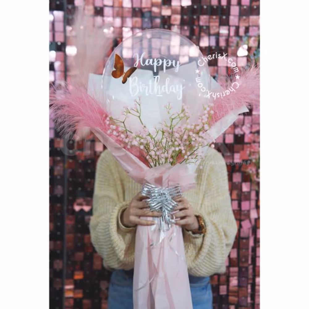 The special message added to the bouquet makes it personal and warm