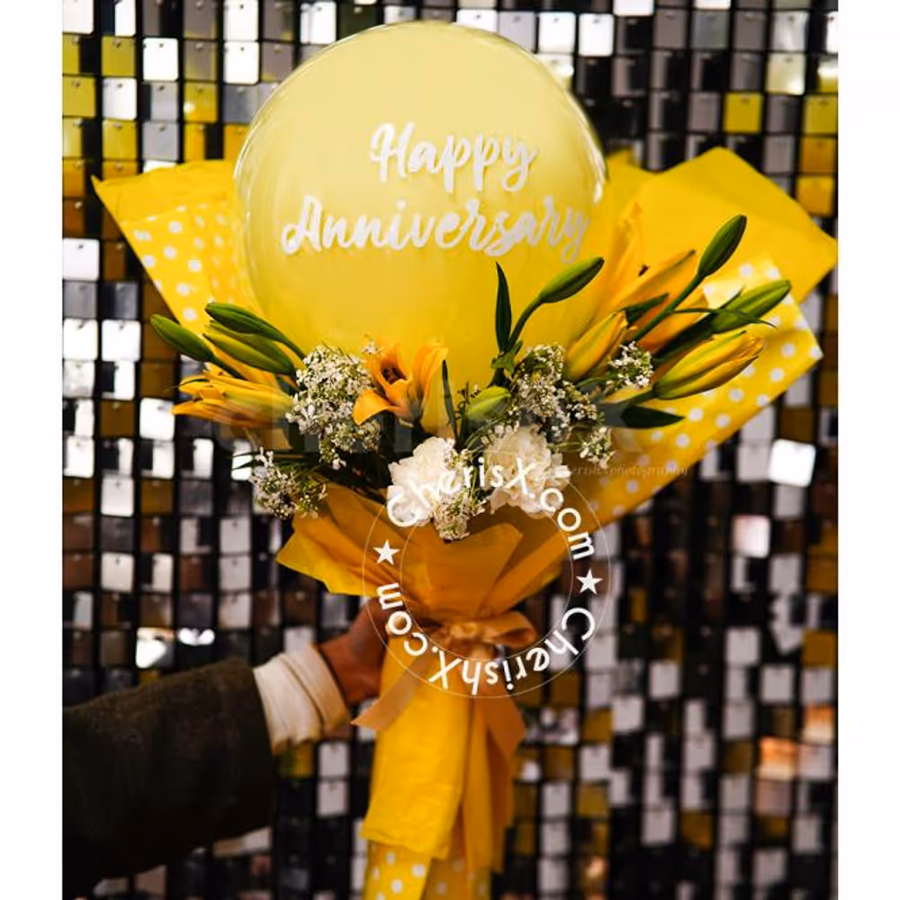 Its bright and beautiful colours are a perfect gift combination you can find in the bouquet