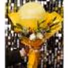 Its bright and beautiful colours are a perfect gift combination you can find in the bouquet