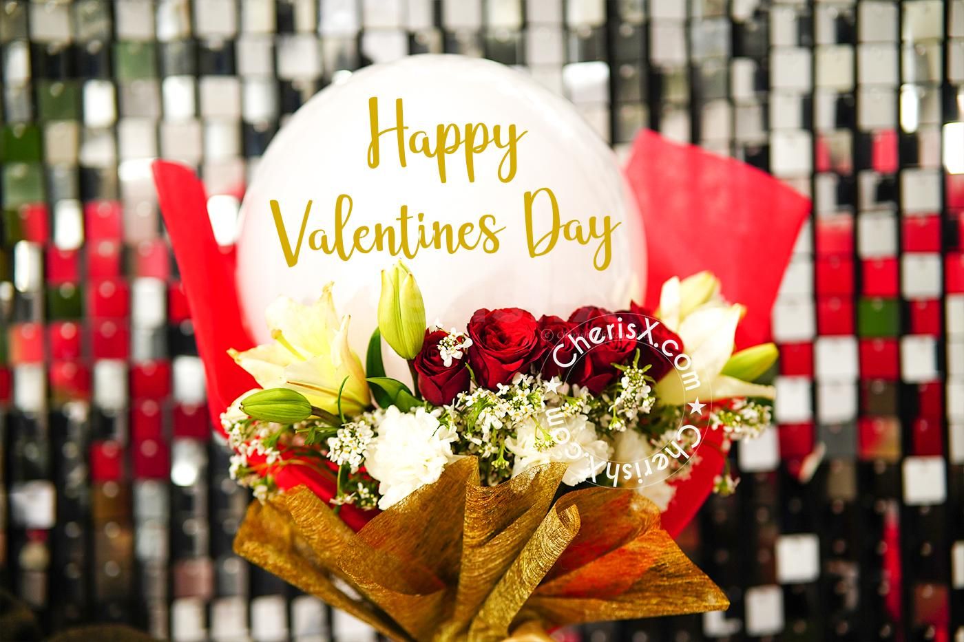 The best gift for any anniversary is this balloon and flower special bouquet