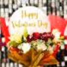 The best gift for any anniversary is this balloon and flower special bouquet