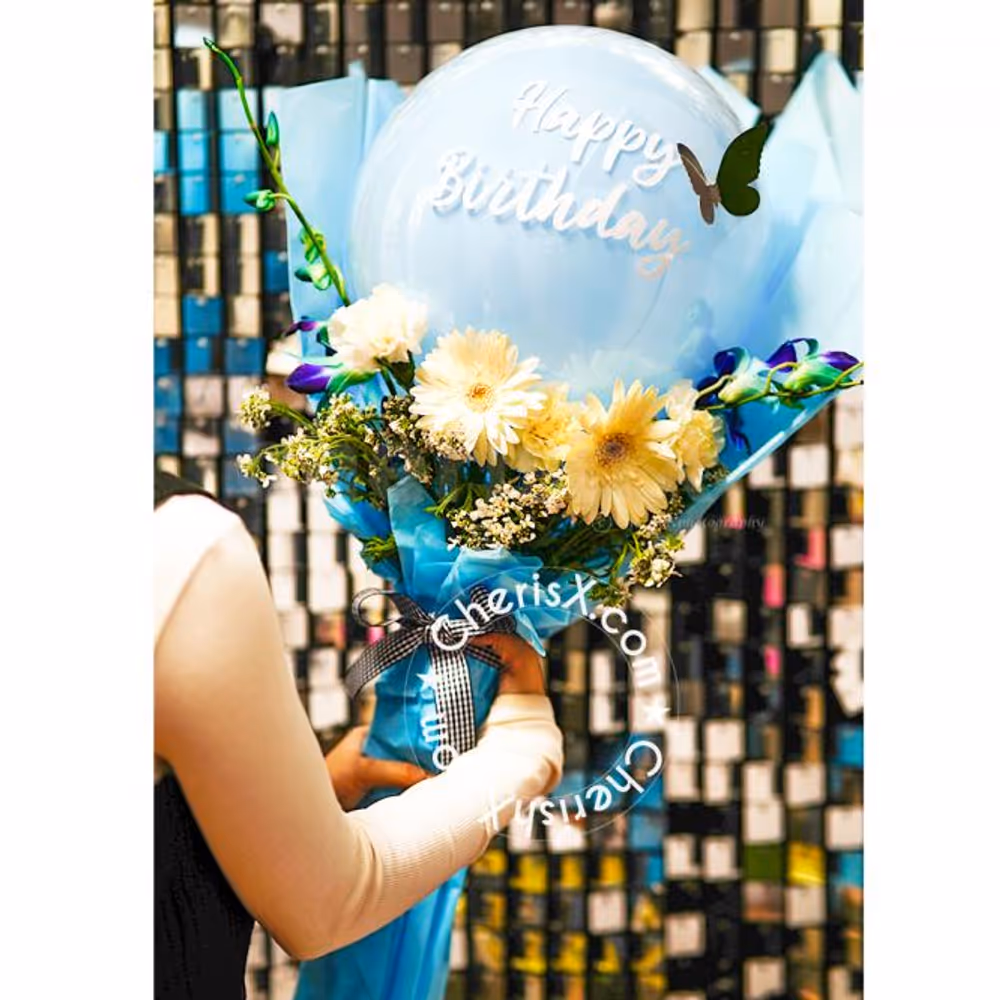 Flowers and balloons are a rare but unique combination