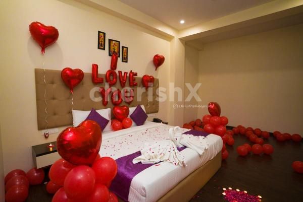 Romantic stay with decoration in gurgaon by cherishx