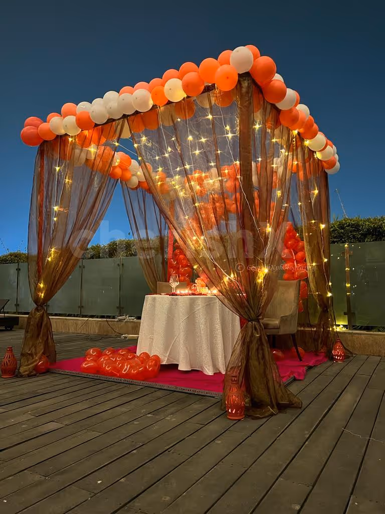 This valentine's at Poolside cabana enjoy a perfect evening of meals and music