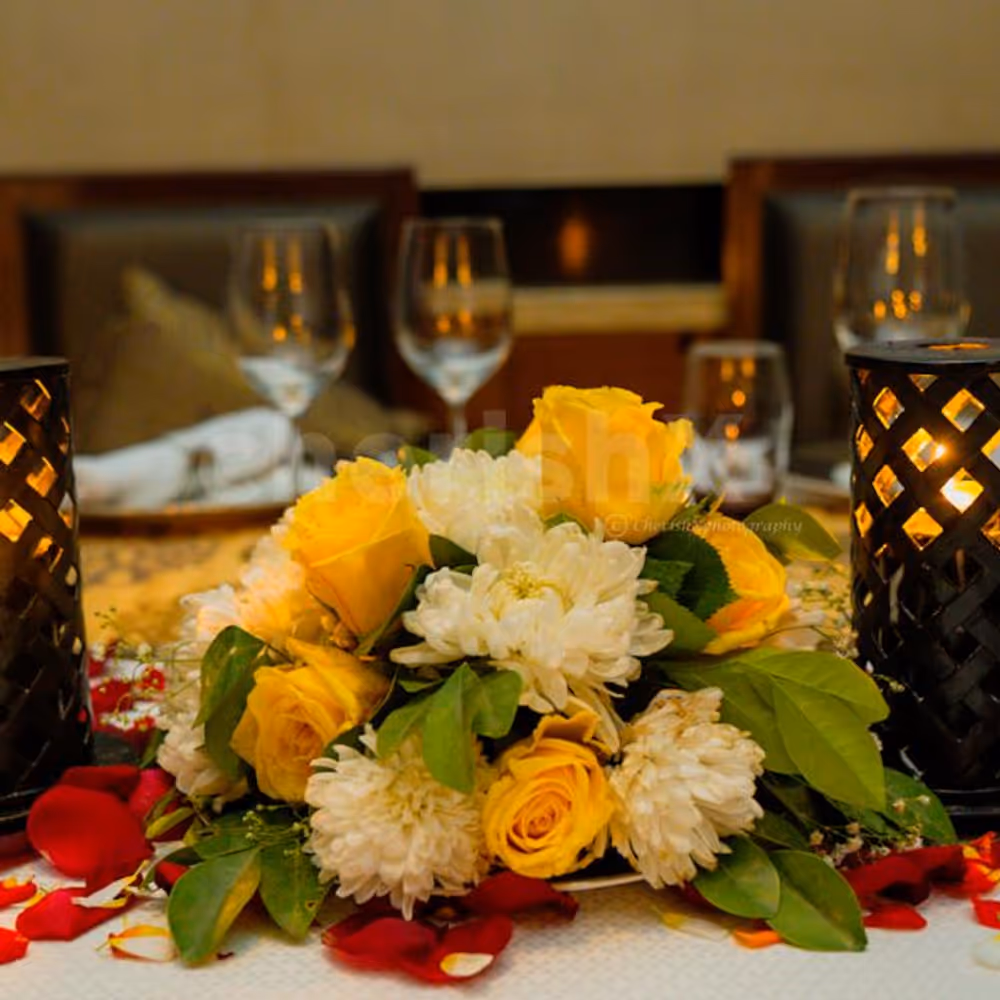The private dinner with decorations for the Valentine will be a memorable experience