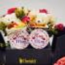 Couple Mugs Flower Hamper — photo 5