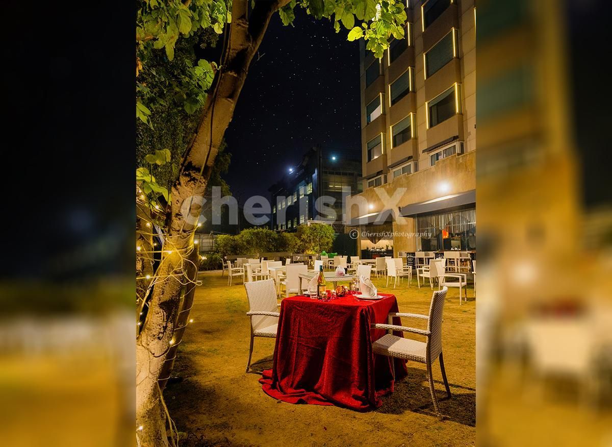 The welcome drinks served in the open air are really refreshing.