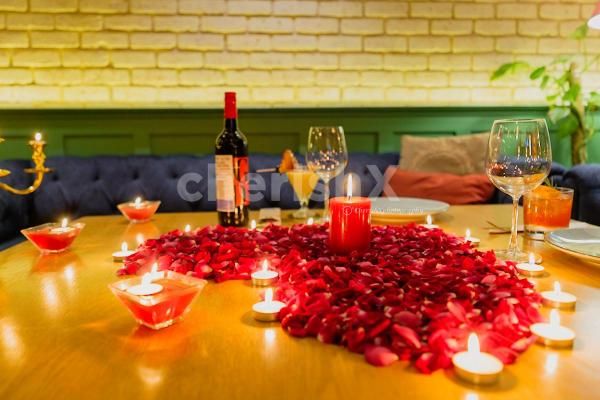 Surprise your loved ones with special dine-in night at Deja Brew