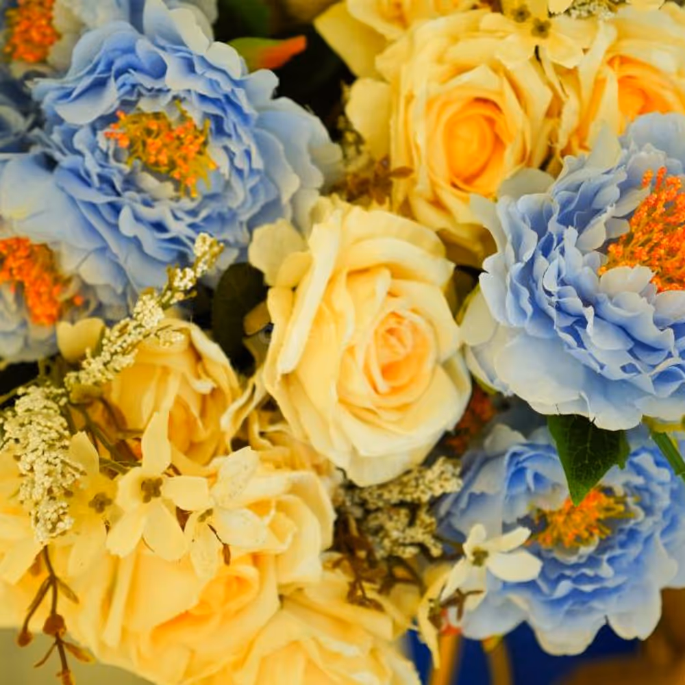 The bold colours in the Mediterranean-inspired Haldi ceremony will truly fascinate your guest