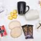 Express your feelings of care and love in the wish card added to the hamper