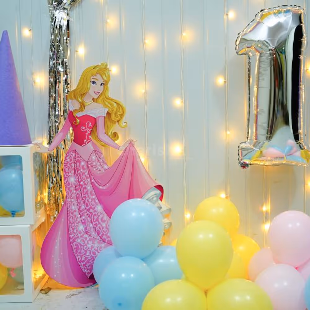 The floating balloons make it a good prop of play for kids at the party