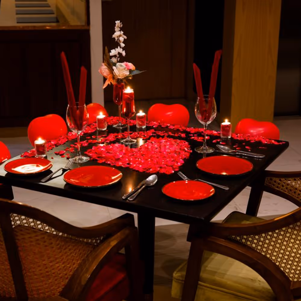 Savour your favourite meals and endless conversation at Ellaa’s special candlelight setup