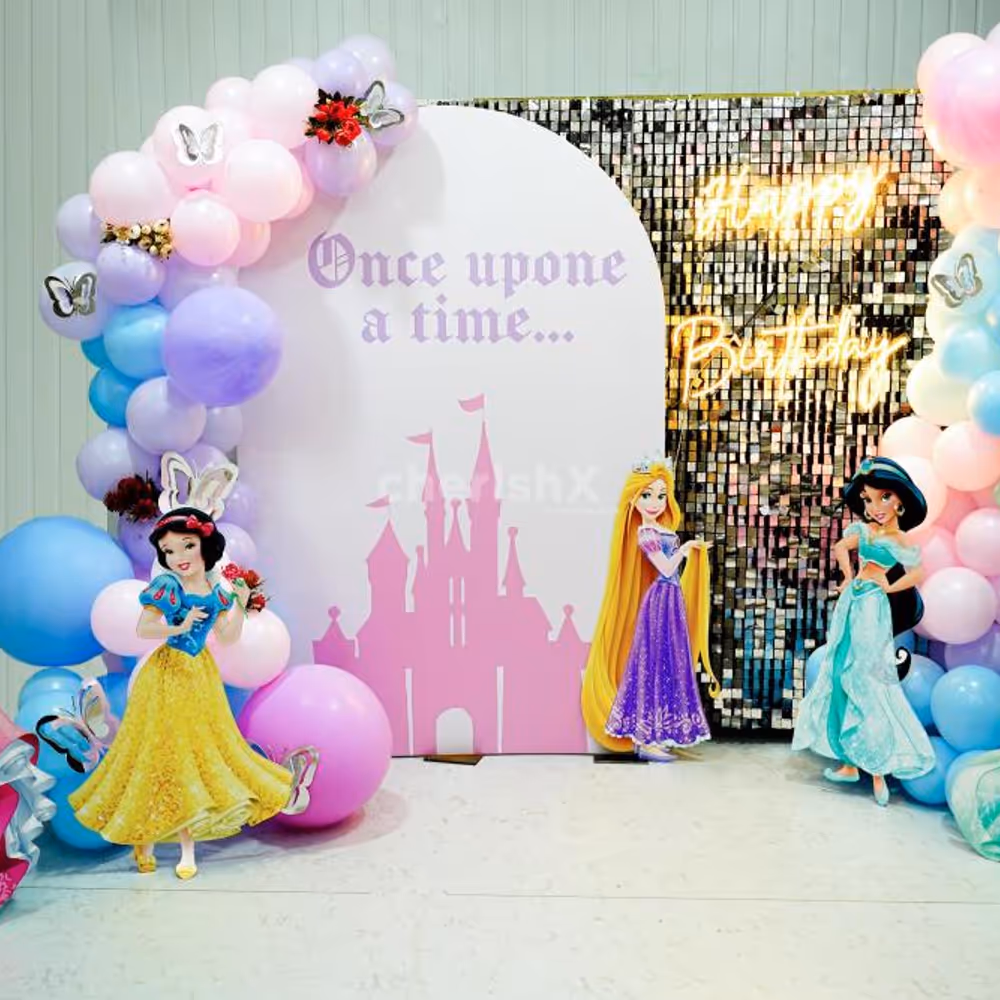 Make the party extra special with the silver sequin decorations added to the theme.