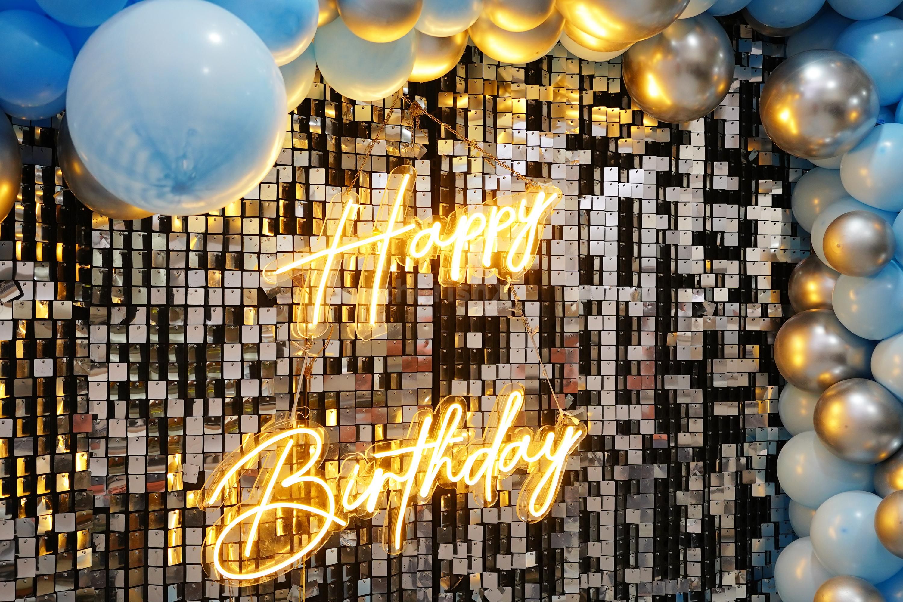 The perfect party add-ons such as photo booths, welcome boards, and LED panels will complete the dreamy look.