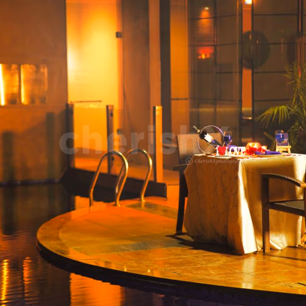 ndulge in a romantic room decorated with flowers.