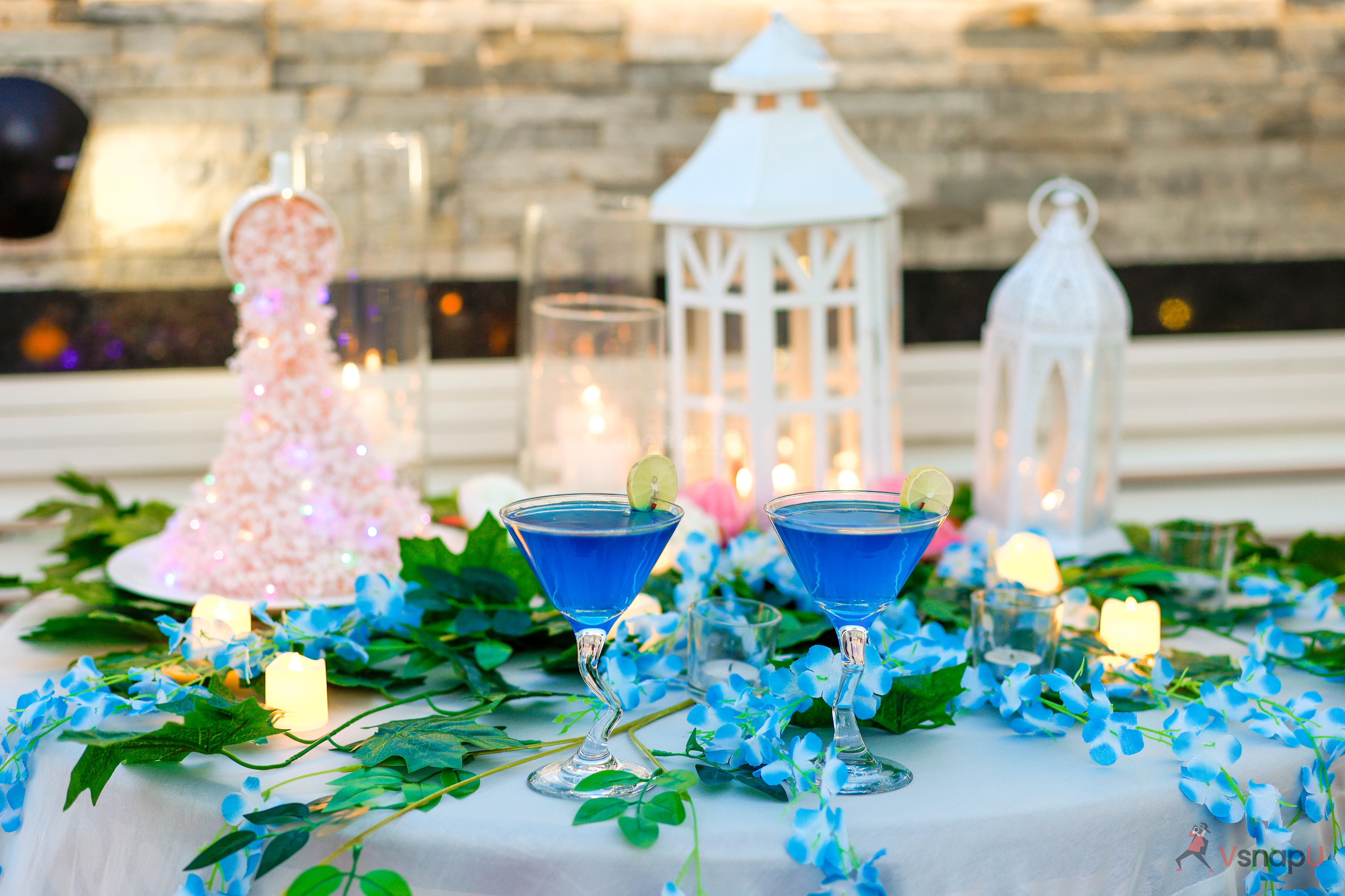 Dine amidst a breathtaking display of decorations.