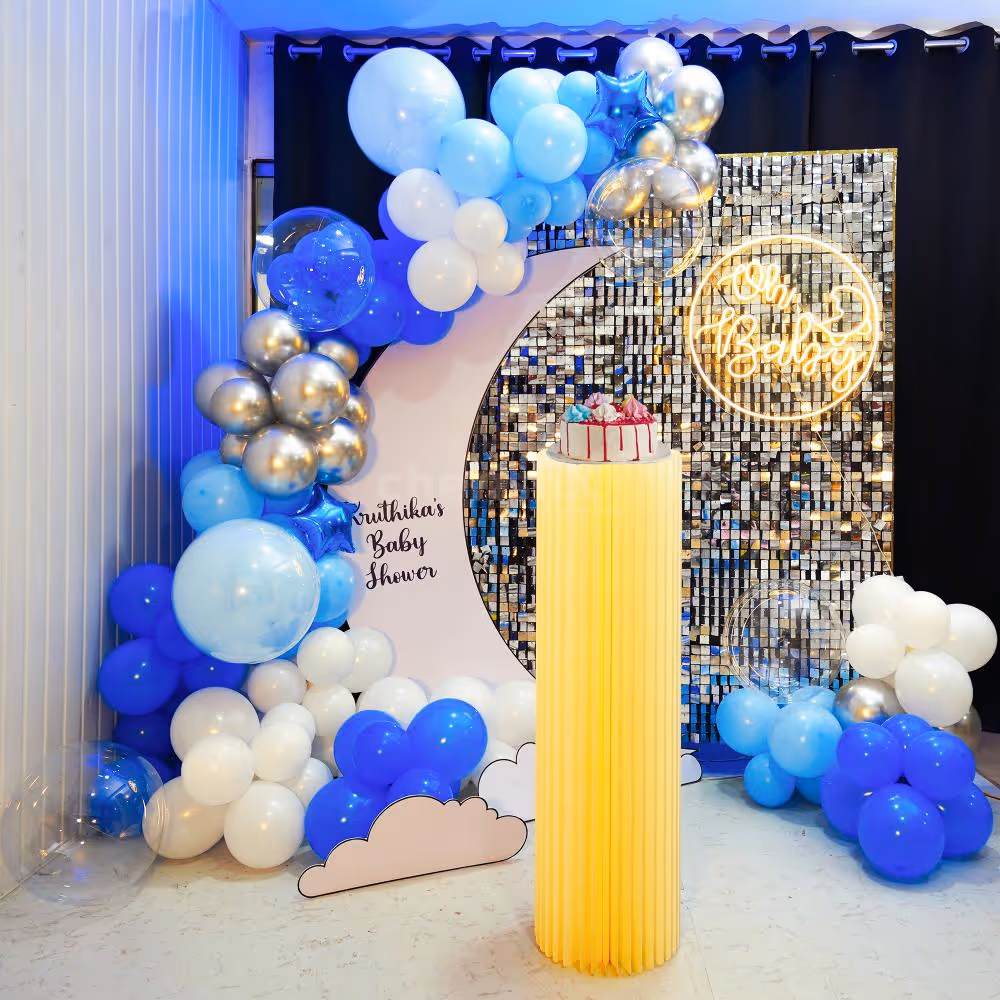 Step into a dreamy lunar lullaby as you celebrate your baby shower with our enchanting decorations.