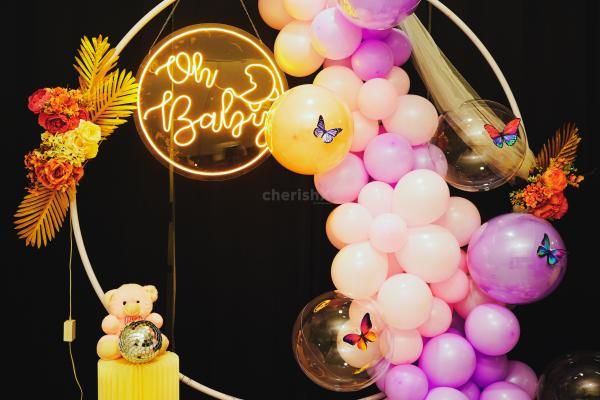 Enchanting Balloon Arch and Delicate Butterflies