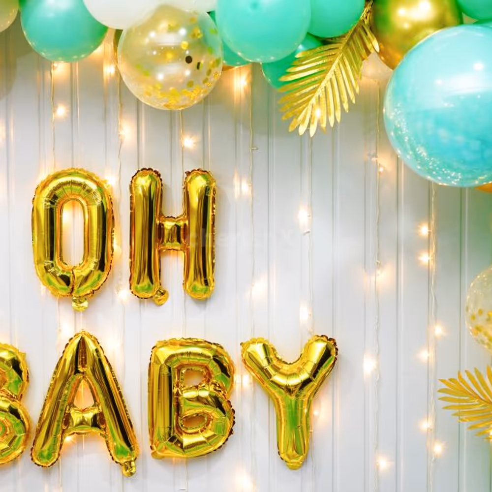 It combines the elegant hues of gold and the fresh vibrancy of green to symbolize joy, new beginnings, and growth.