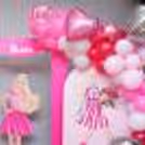 The disco foil balloons and macaron balloons give a more dazzling look.