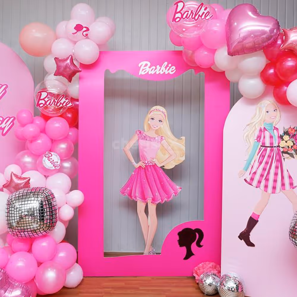 The photo booth and Barbie cutouts give a perfect space for clicking Insta-worthy pictures.