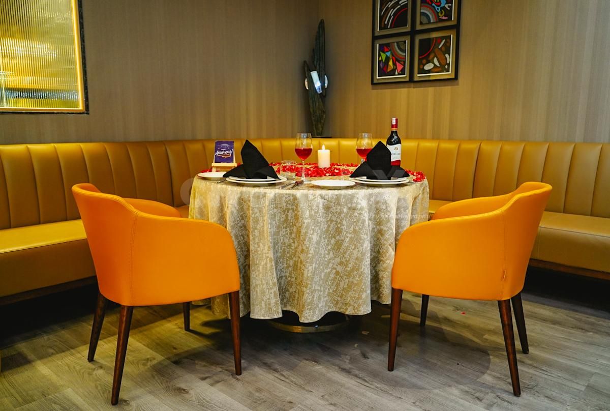 Step into a realm of beauty and tranquillity, where every detail of the decor sets the perfect vibe.