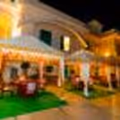 Cherish the moments as you dine at Umrao's Fountain Side Gazebo. Indulge in a 3-course veg meal, served by a dedicated butler, amidst an ambiance of serene beauty.