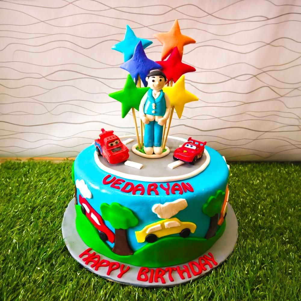 Cars Theme Fondant Cake for Your Kid's Special Day!