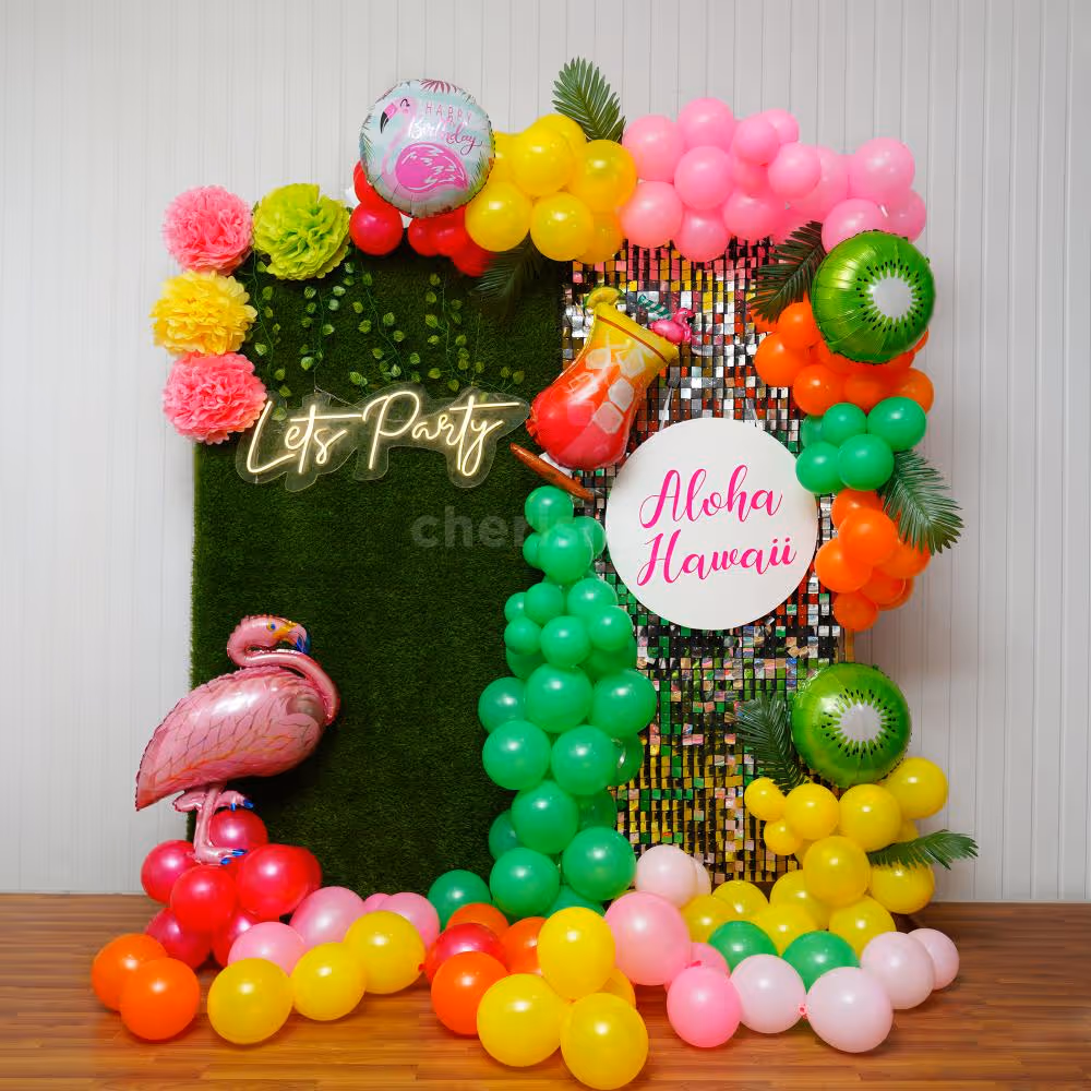 Immerse in Aloha Paradise Hawaiian Balloon Decoration.