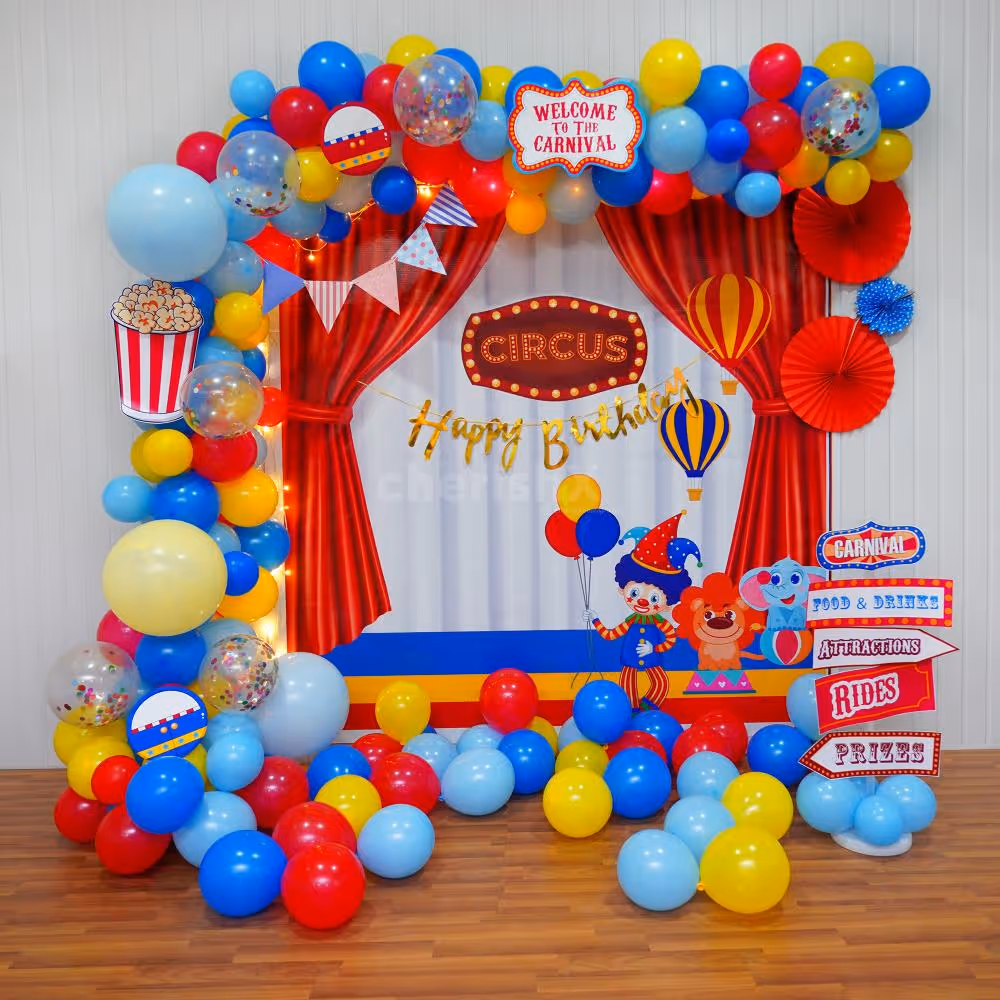 Experience Circus Skyline Balloon Decorations with Colorful Arch.