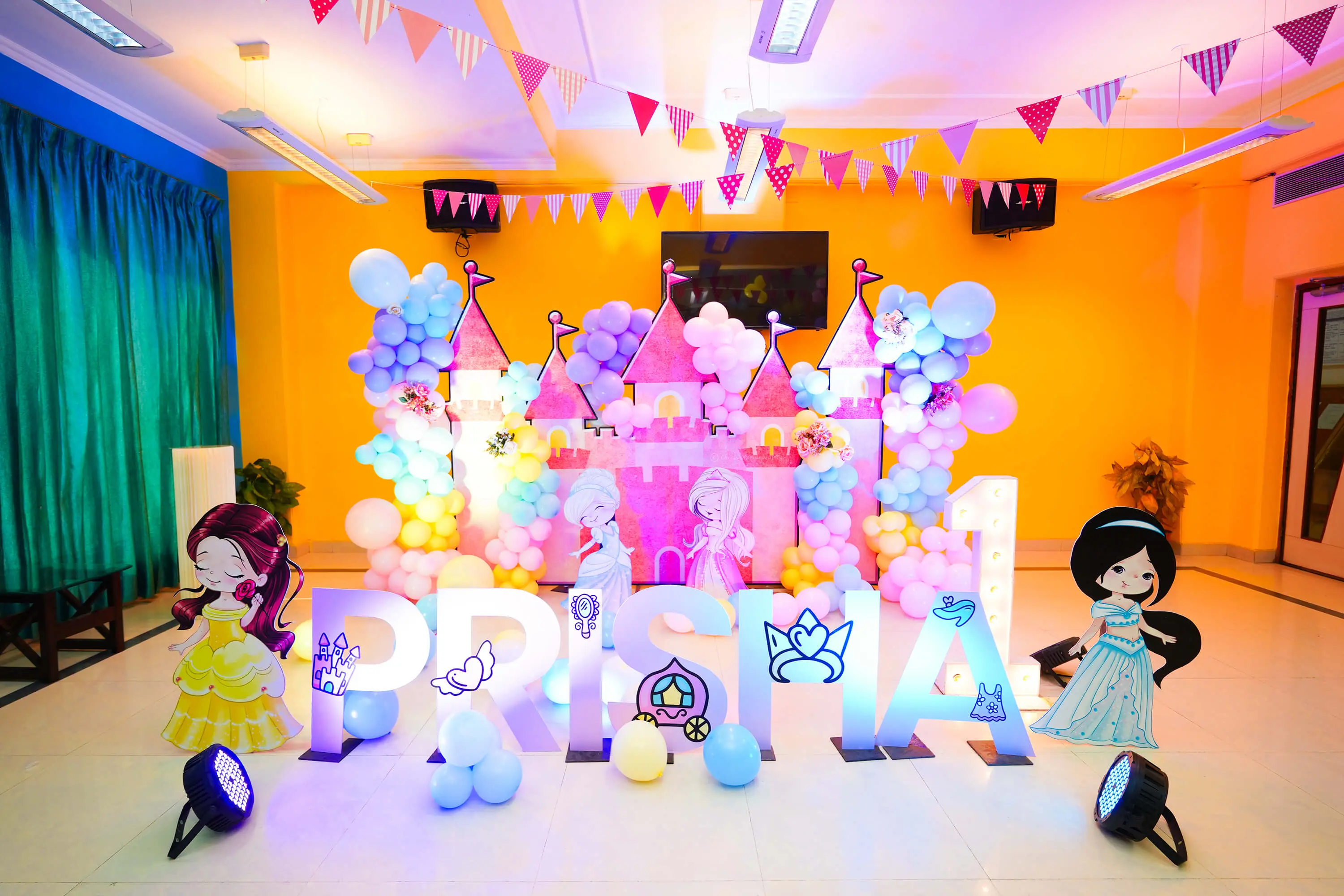Hall Decoration Ideas For Party