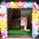 All the elements used in the decoration add a royal touch to a birthday celebration.