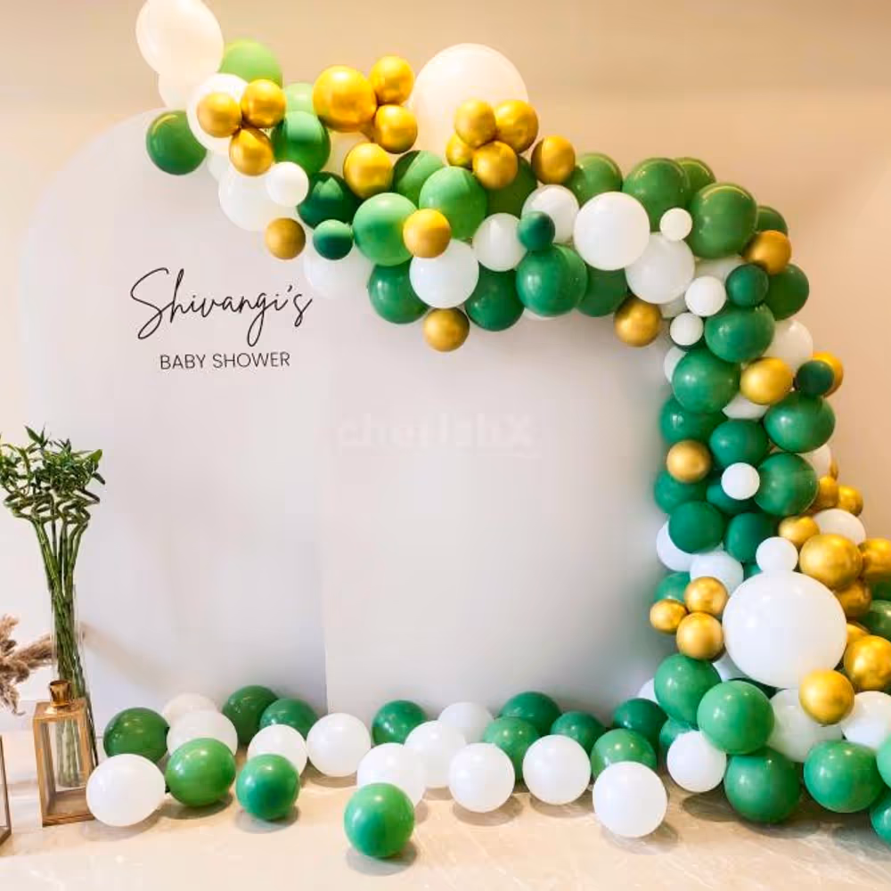 From the captivating balloon arch to the aesthetic lamps, immerse yourself in a world of baby-themed enchantment.