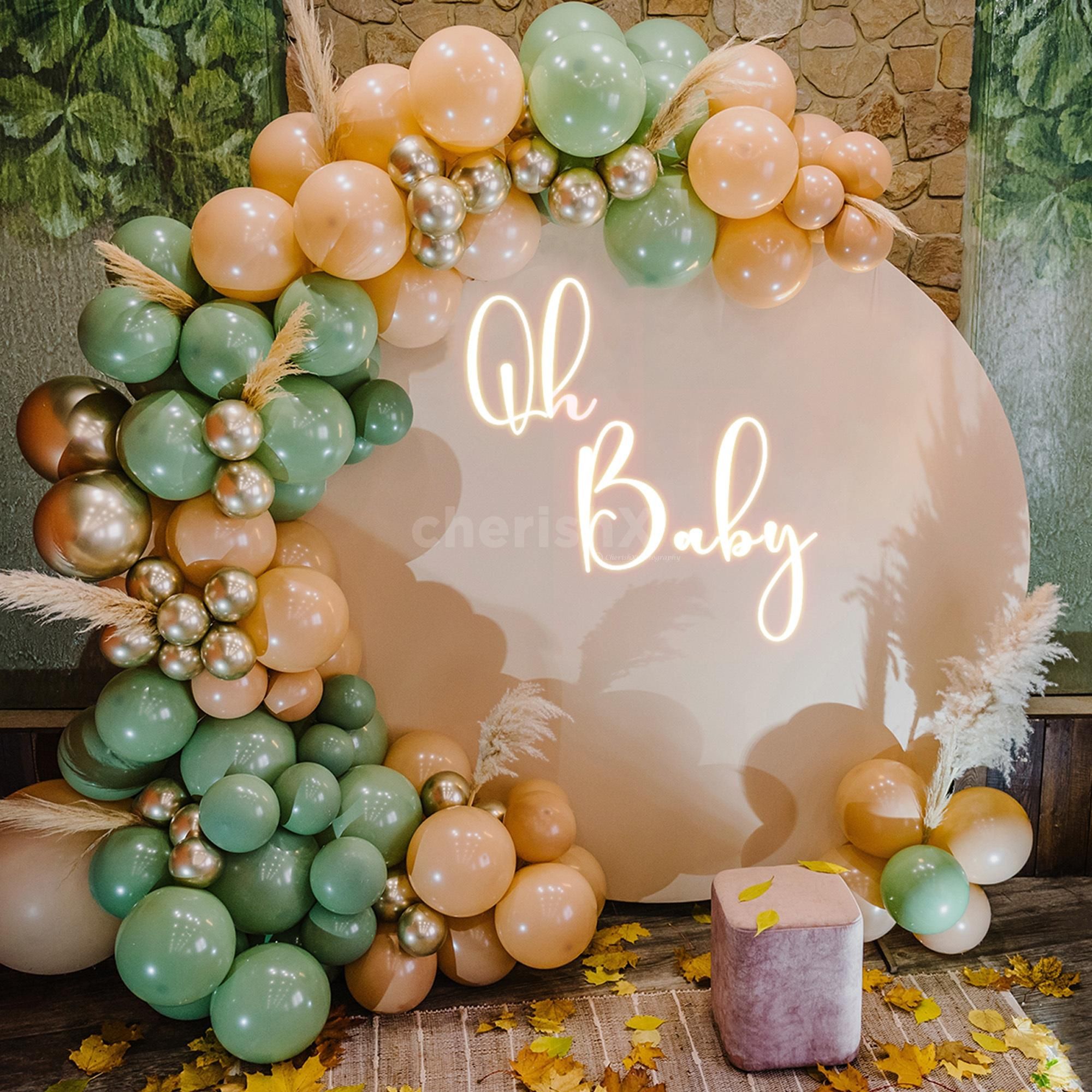 It's a dream-like setting for all adorned with balloons that will parents love.