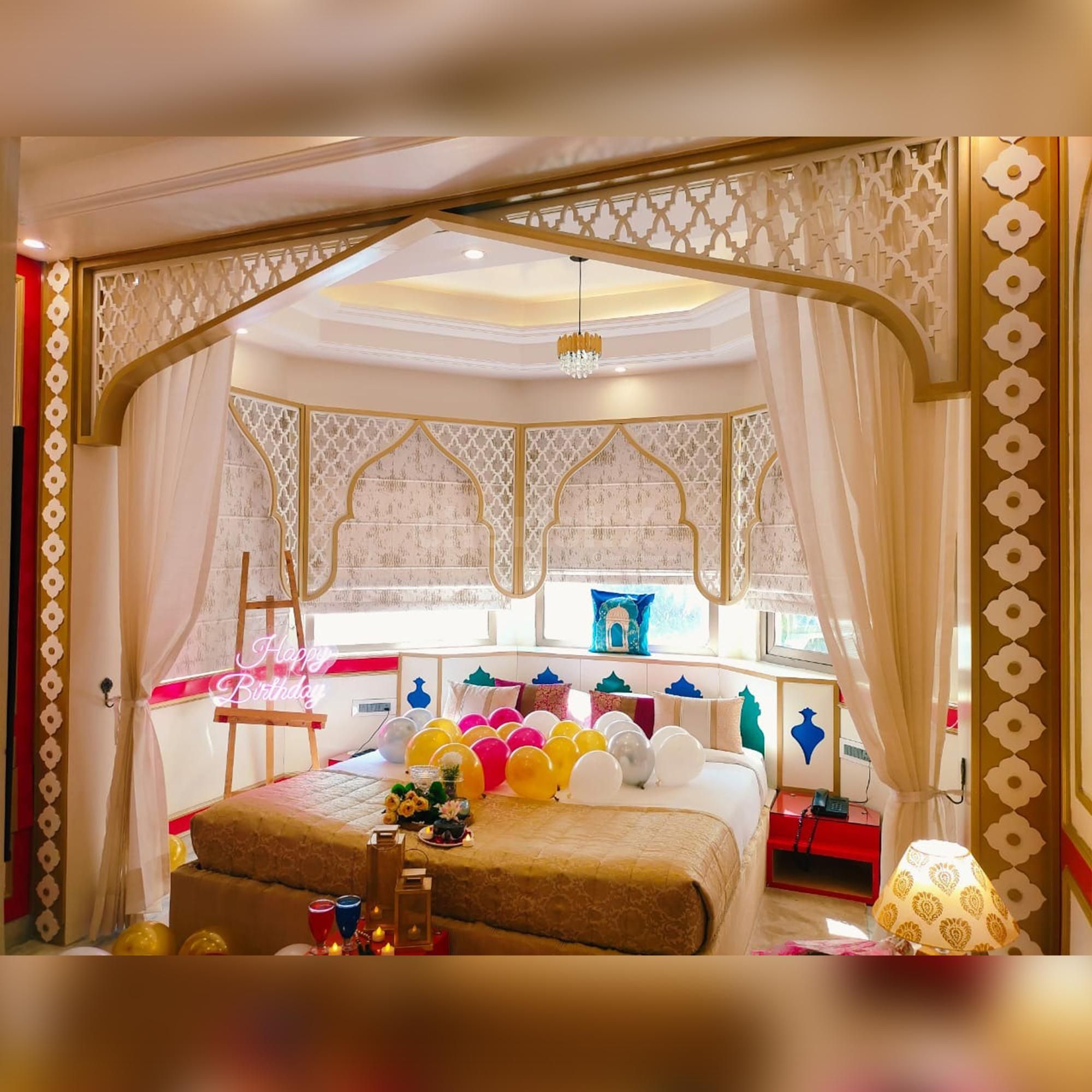 Instagrammable experience with 180-degree breathtaking views, capturing the essence of a memorable evening.