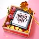 The perfect embodiment of romance, this box houses an array of treasures to express your love.