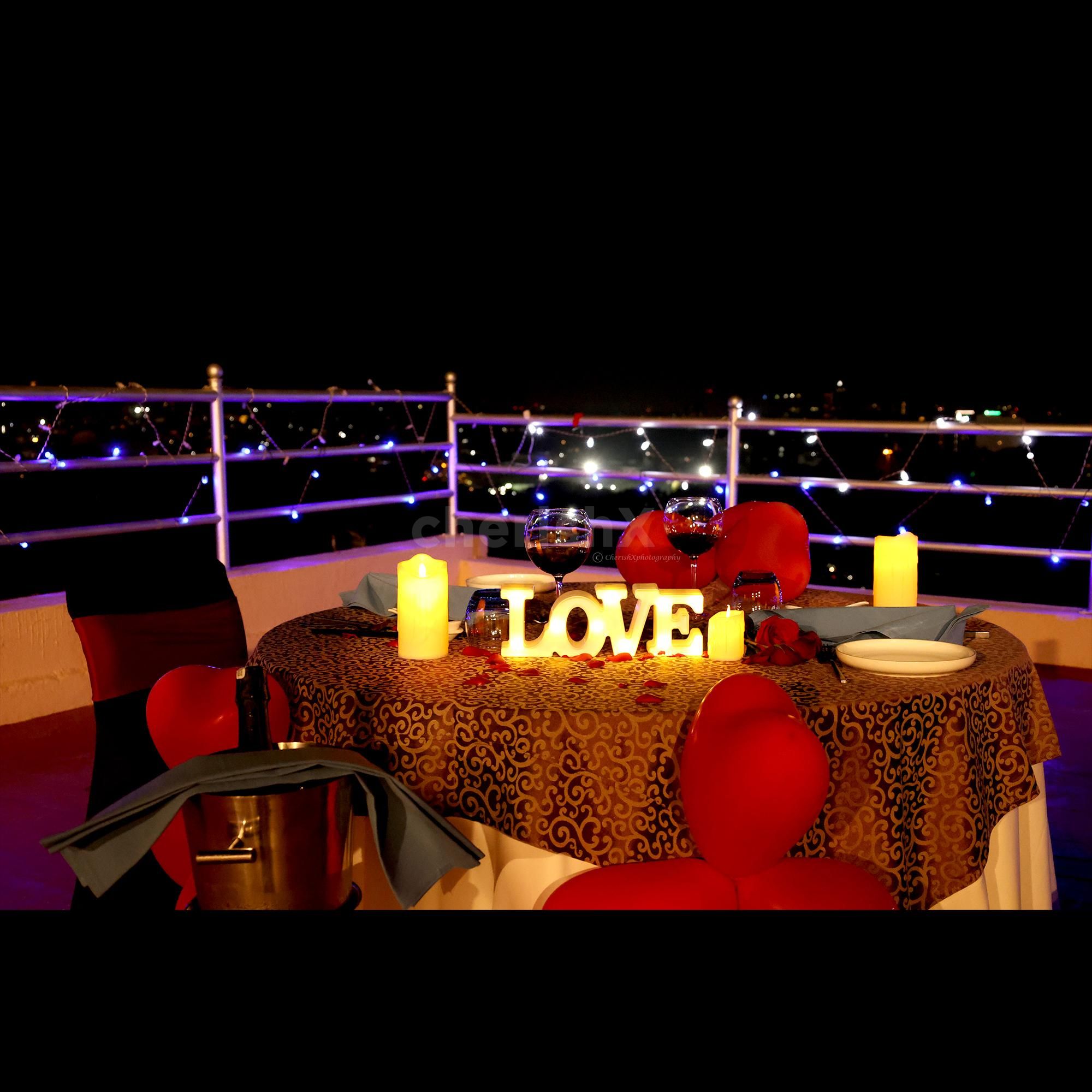Candle light Valentine's dinner at rooftop near
