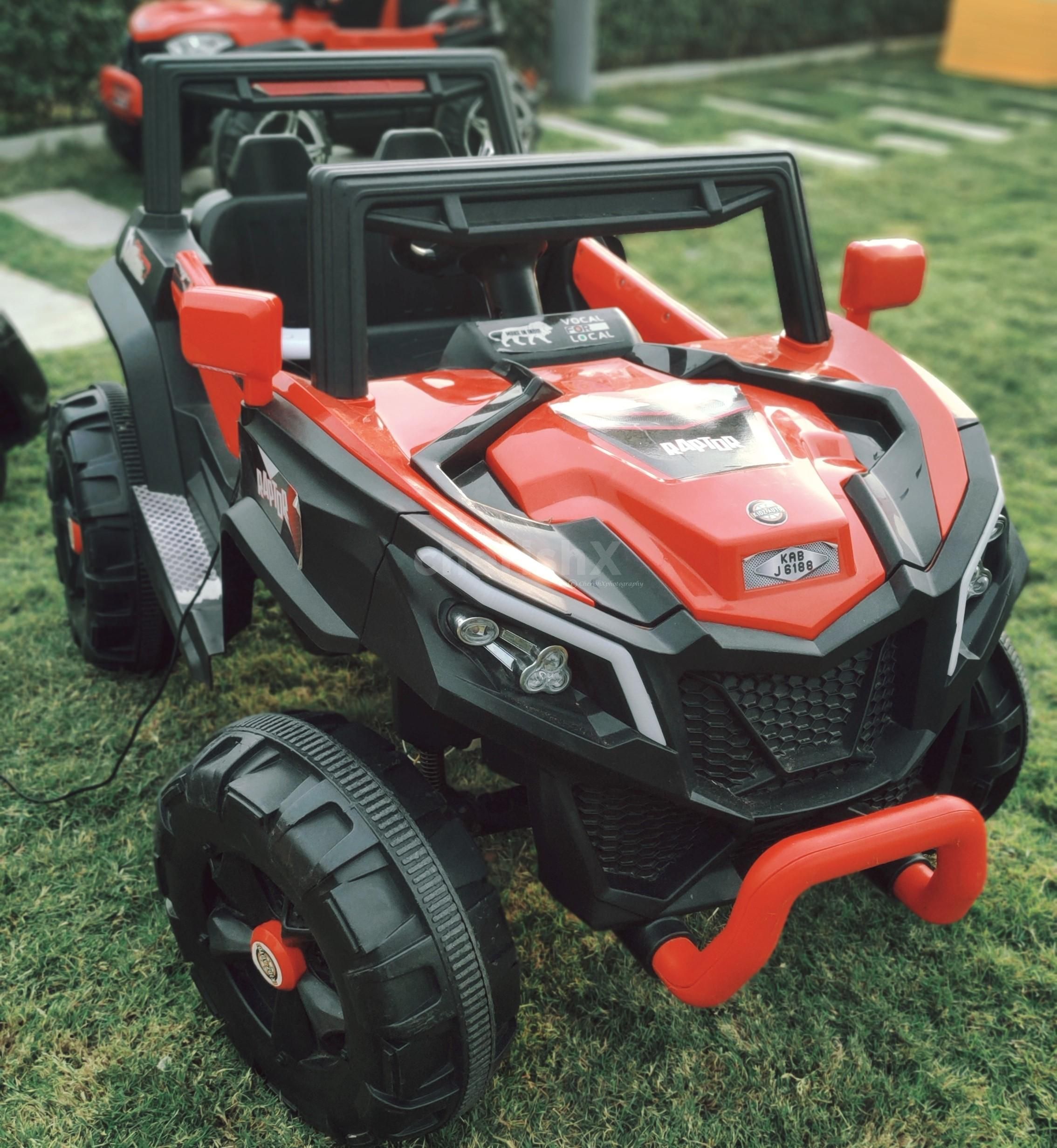 Cruising into birthday bliss with our exclusive Car Entry experience!