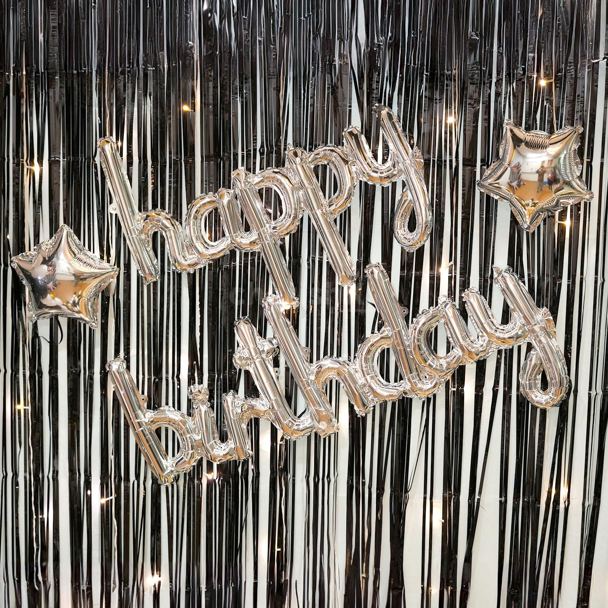 Add Elegance to Your Party with black and white Balloons